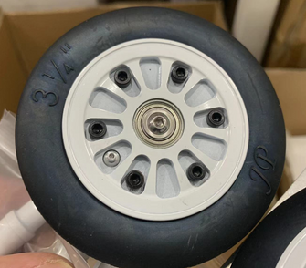 Boomerang F16 Wheels (main) - Boomerang RC Jets