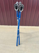 Maverick Stands (blue) - Boomerang RC Jets